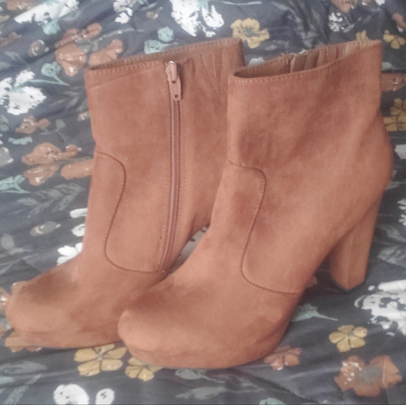 Platform Ankle Boots - Picture 1 of 4